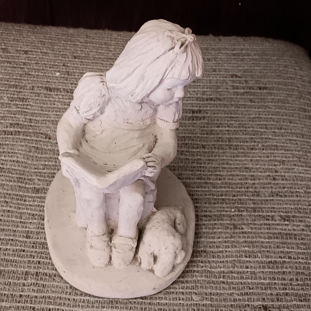 VINTAGE AUSTIN SCULPTURE BRIGHT EYES. GIRL READING A BOOK TO DOG.